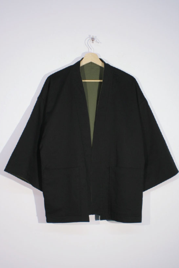 1ER MAI - Reversible kimono in olive green/black