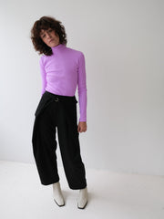DAX black wool pant-L with button hole defect